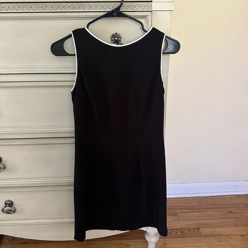 Black 90s a line mini dress white piping open back